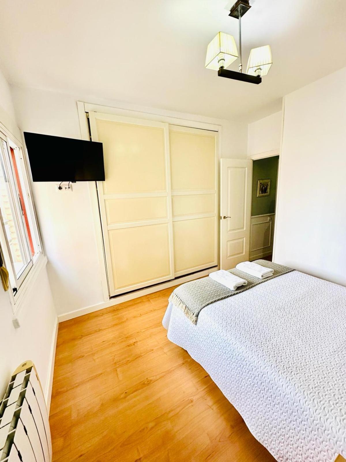 Apartamento Turistico Pizarro メリダ エクステリア 写真